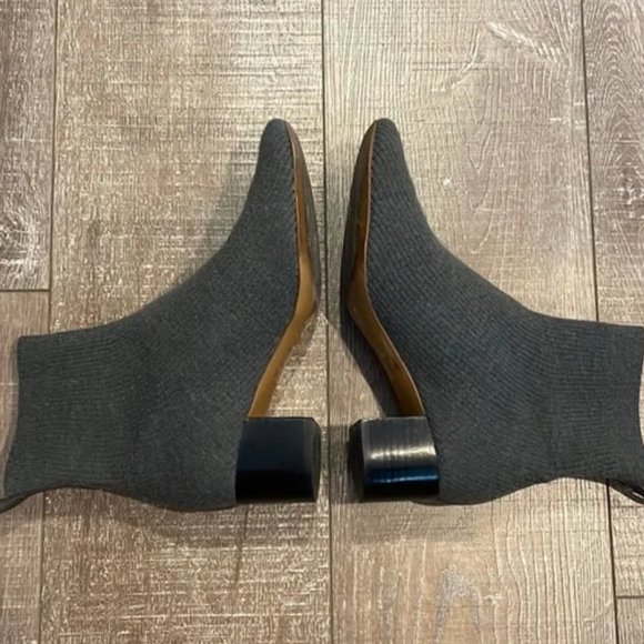 Everlane Shoes - Everlane the Glove Boot Women's Size 9, Charcoal Wool